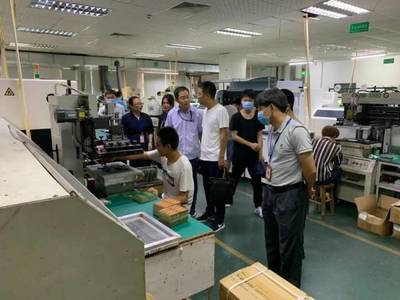 勞務輸出與技能培訓 為打贏脫貧攻堅戰插上“翅膀”